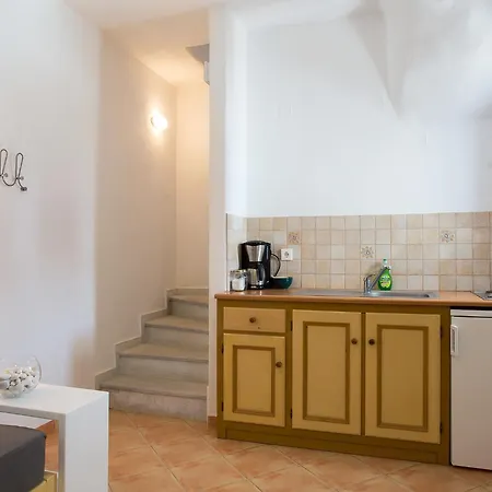 Janos And Appartement